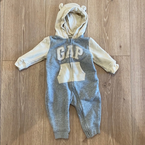 baby gap jumpsuit